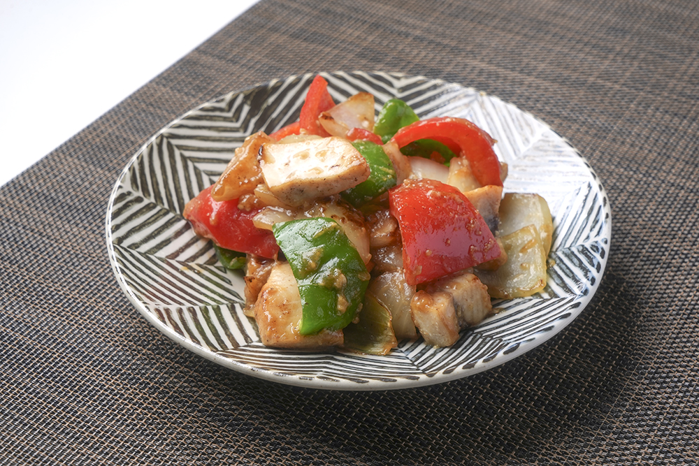 メカジキと夏野菜のごまみそ炒め